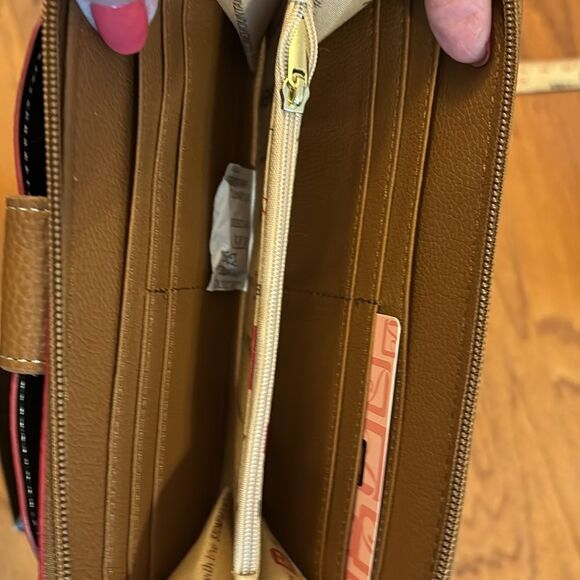 Stone Mountain Cornwall phone wristlet brown. NWT - Picture 6 of 10